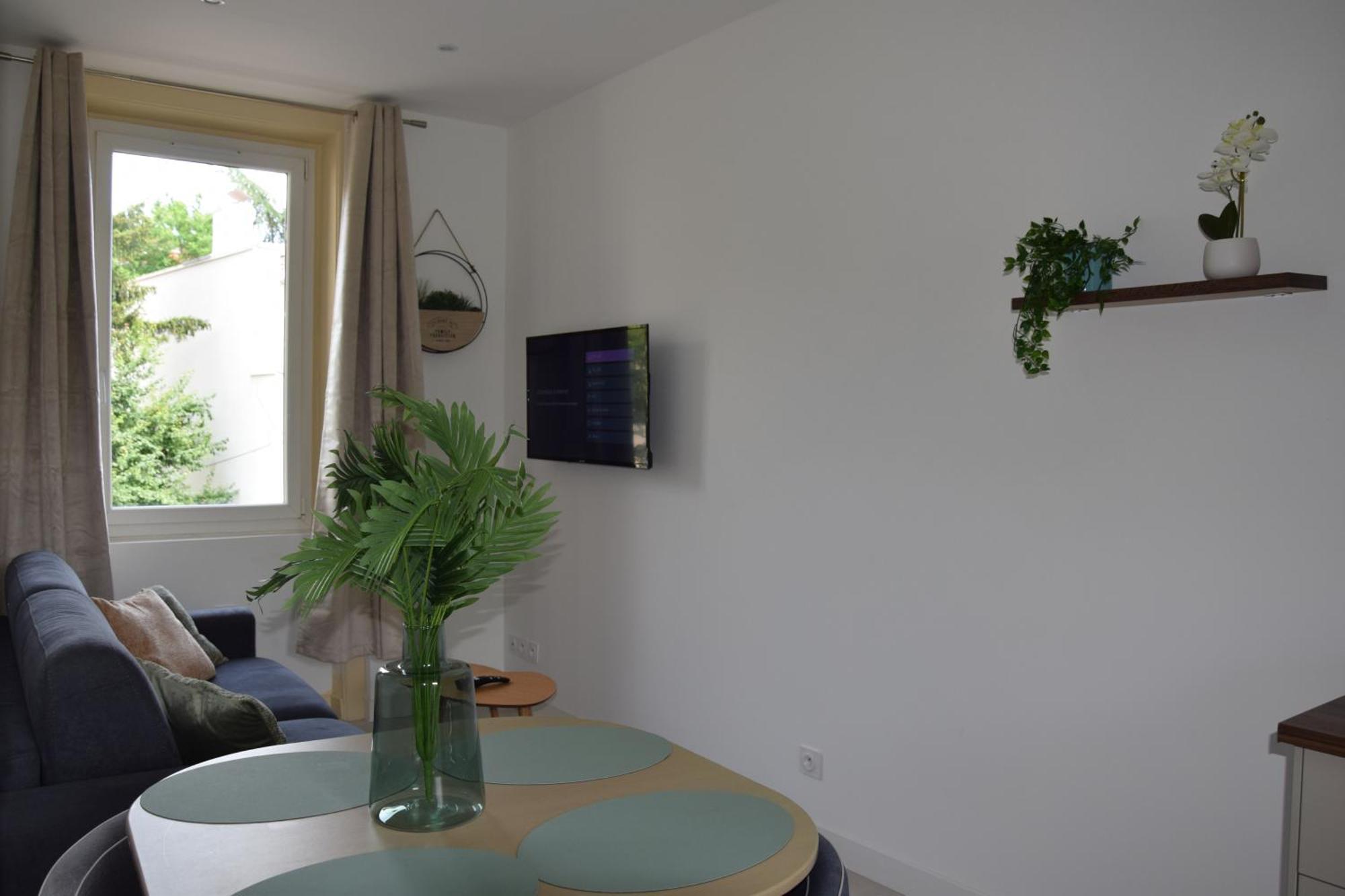 Elegant T2 A Bron, Tramway A 2Min, Box Parking, 4Personnes 아파트 외부 사진